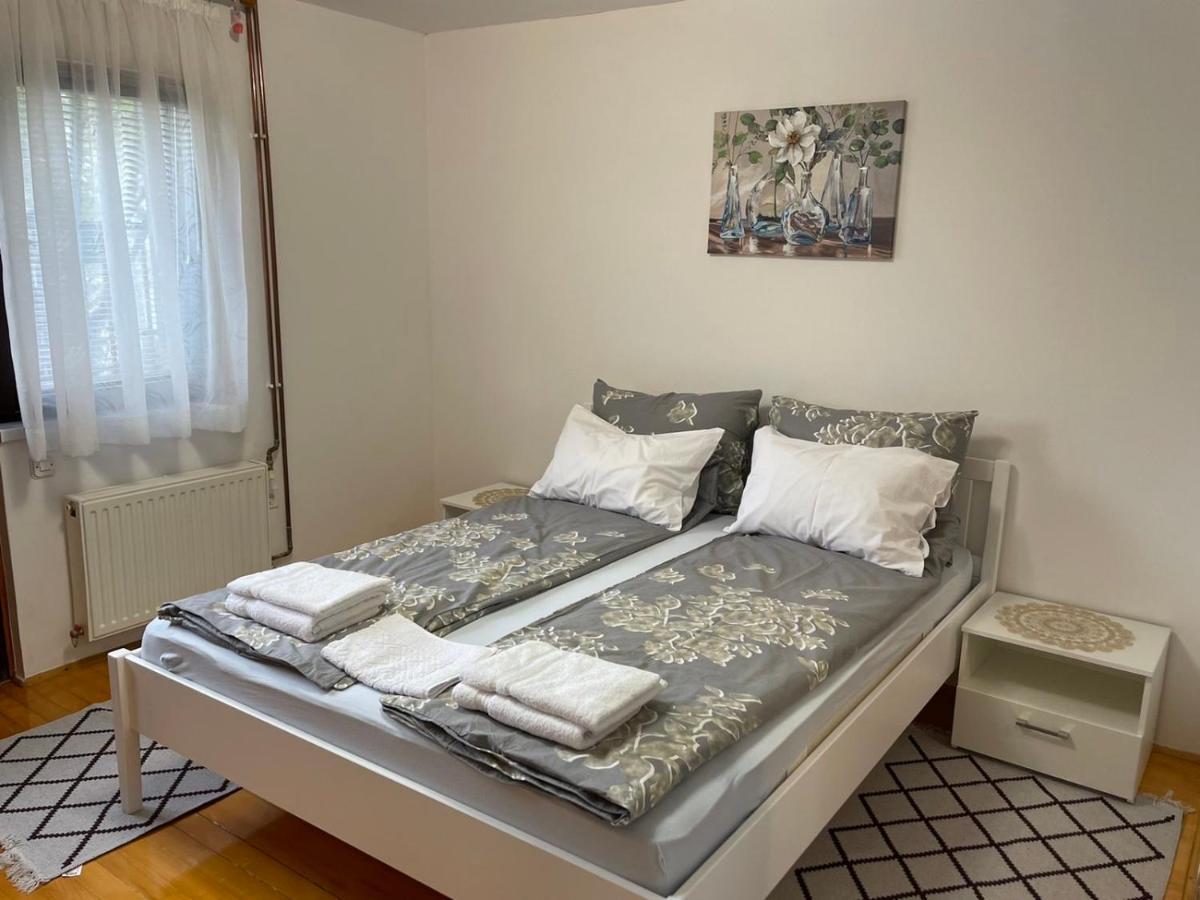 Studio Apartman Sedrenik SJJ Esterno foto